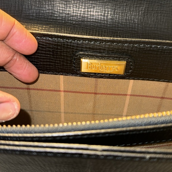Burberrys London Burberrys Bag Vintage EUC, key not included - Picture 6 of 12